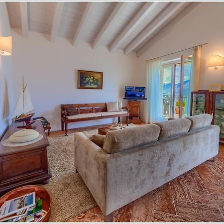 Villa Aquarius - Larihome A08 Vercana Exteriör bild